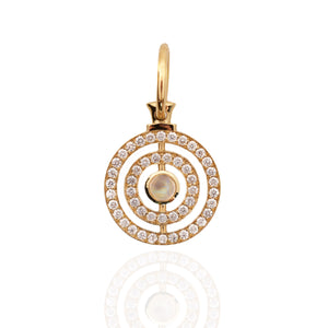 Halo Pendant in Yellow Gold